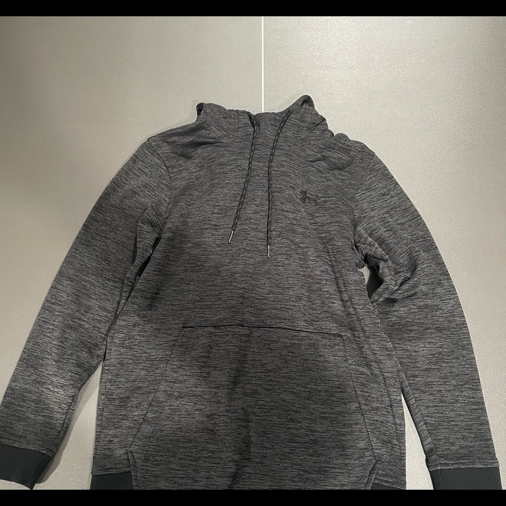 Men’s Small Under Amour Sweatshirt